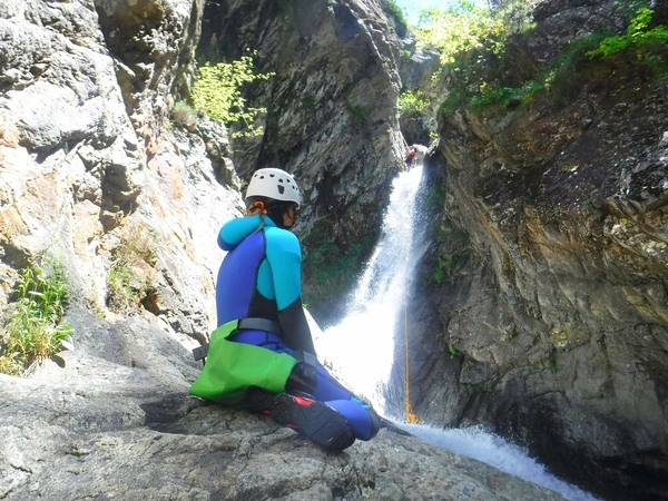rappel arrosé canyoning taurinya llitera mont canigou pyrenees orientales 66