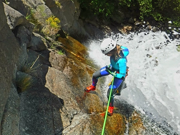 grande cascade canyoning taurinya llitera mont canigou pyrenees orientales 66