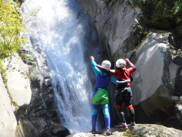 cascade finale 45 mètres canyoning Taurinya llittera mont canigou pyrénées orientales 66