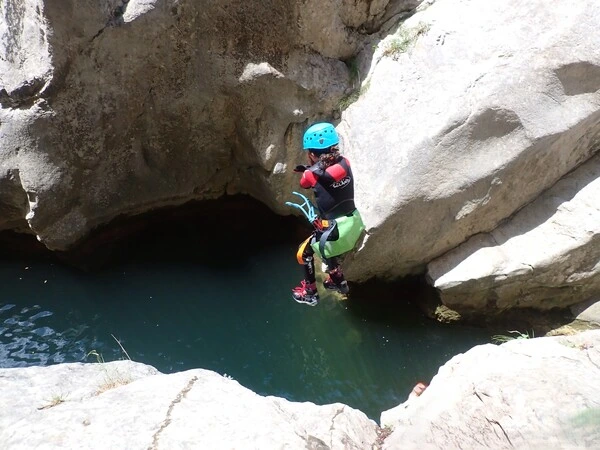 saut canyoning gorges galamus saint paul fenouillet pyrenees orientales 66