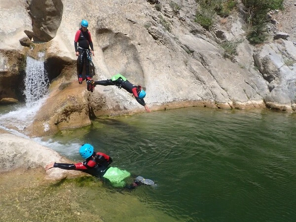 plongeon canyoning ermitage gorges galamus