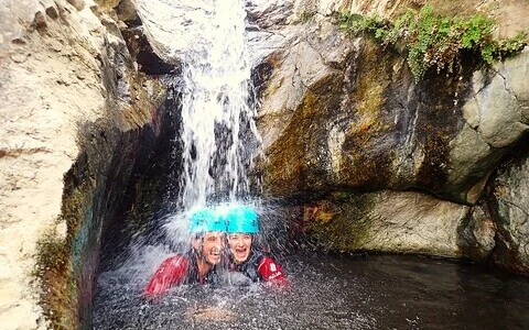 canyoning en eaux chaudes pyrénées orientales, thues entre valls